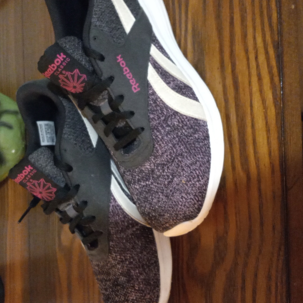 Womens Reebok Classics